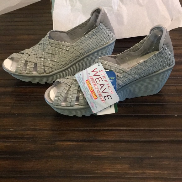 new stretch skechers